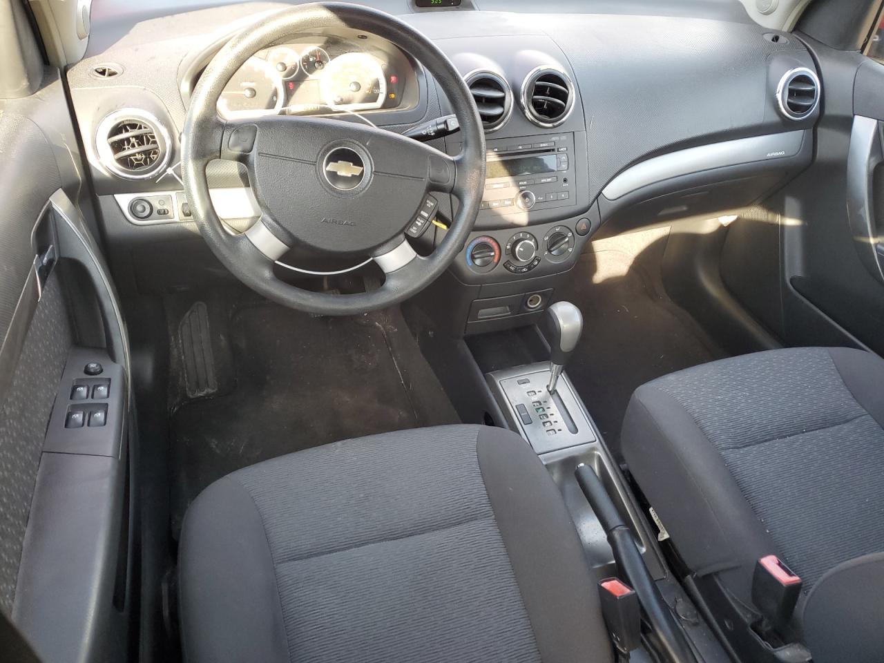 2007 Chevrolet Aveo VIN KL1TG56647B087957 Copart auction photo, undercarriage / minor dent/scratches damage thumbnail 8