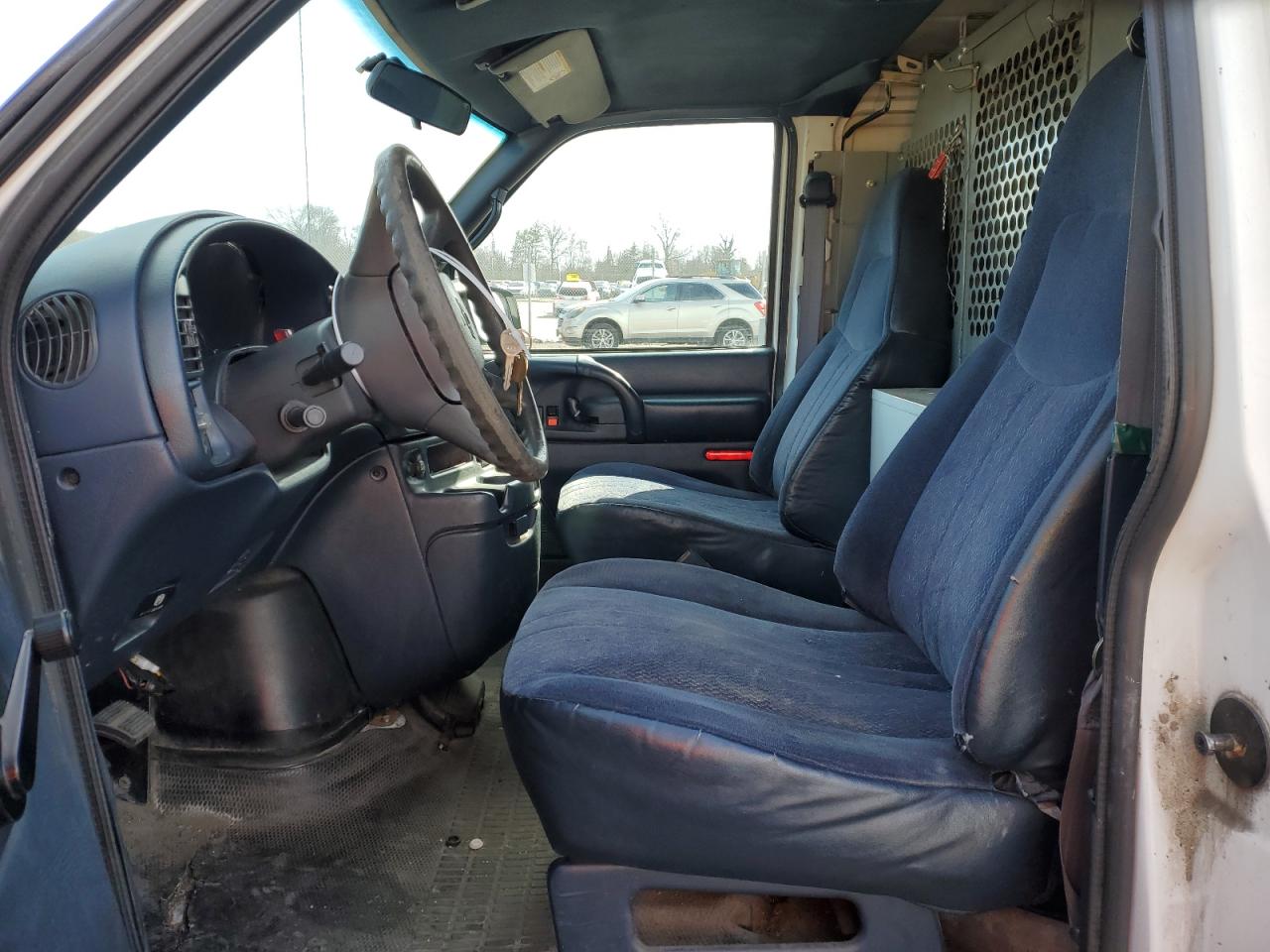 2002 Chevrolet Astro VIN 1GCDM19X12B156180 Copart auction photo, front end damage thumbnail 7