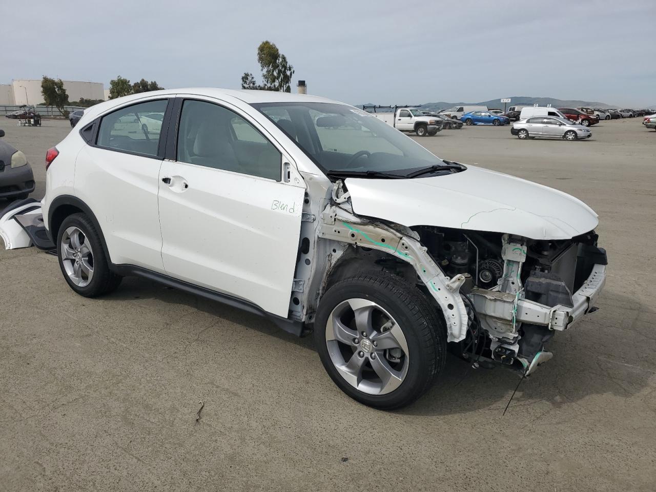 2018 Honda HR-V VIN 3CZRU5H38JM703765 Copart auction photo, front end damage thumbnail 4