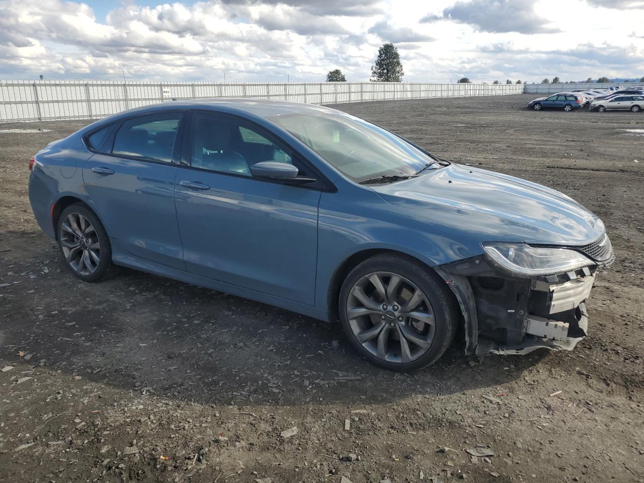 2015 Chrysler 200 VIN 1C3CCCDG7FN690911 Copart auction photo, front end damage thumbnail 4