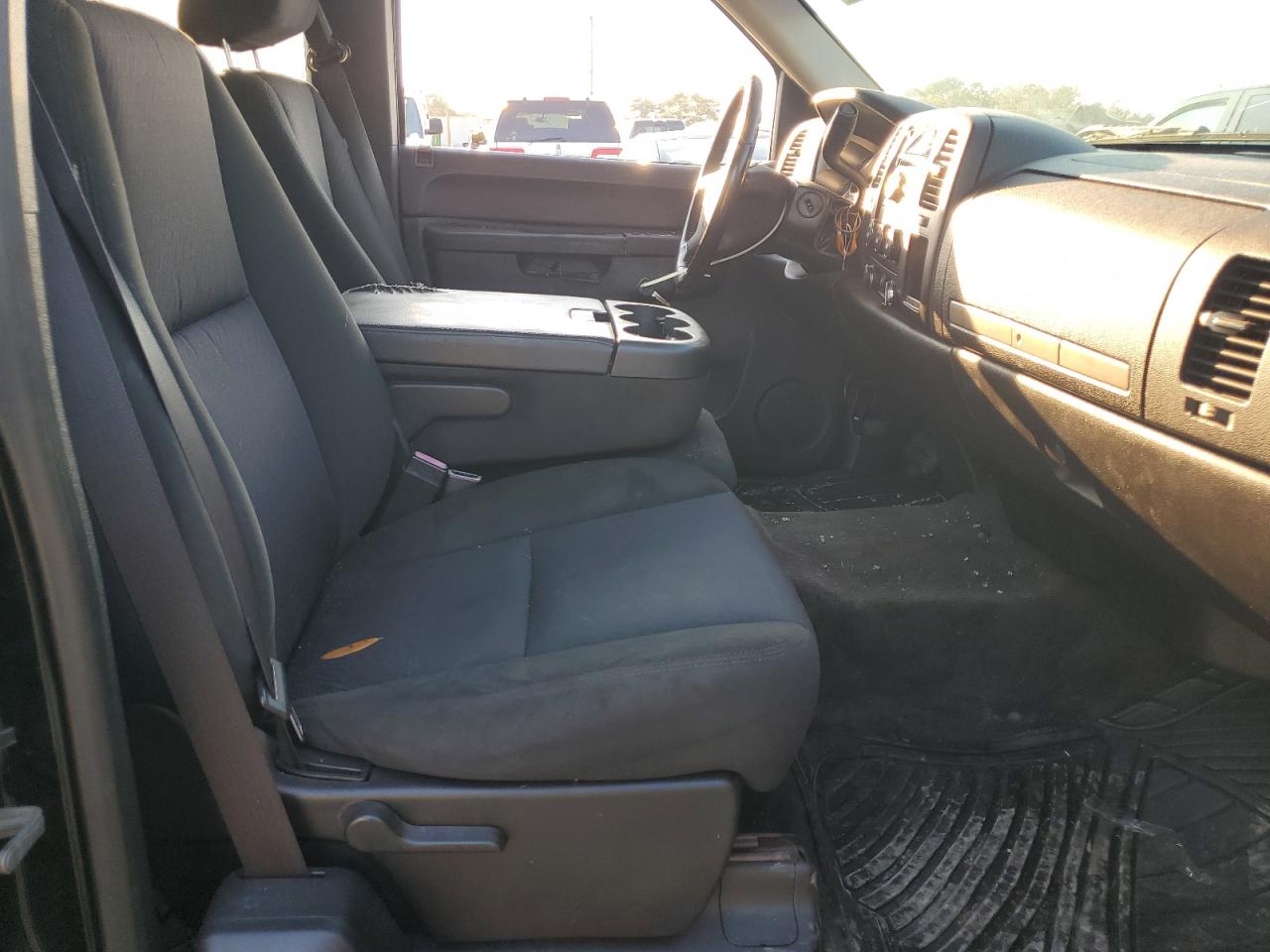 2012 Chevrolet Silverado VIN 1GCRCSEA5CZ104138 Copart auction photo, side / front end damage thumbnail 7