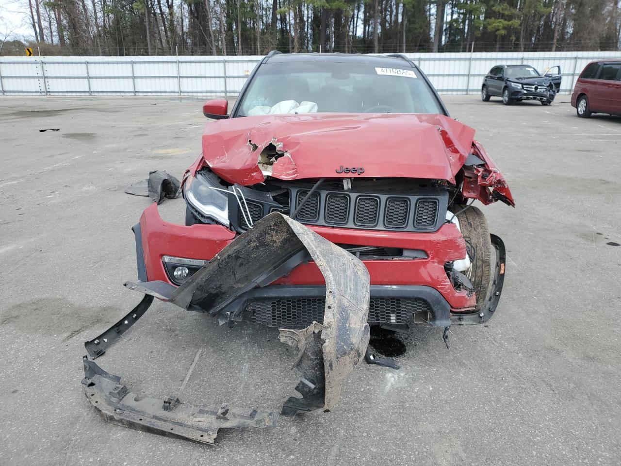 2020 Jeep Compass VIN 3C4NJCBB5LT162409 Copart auction photo, front end / side damage thumbnail 5