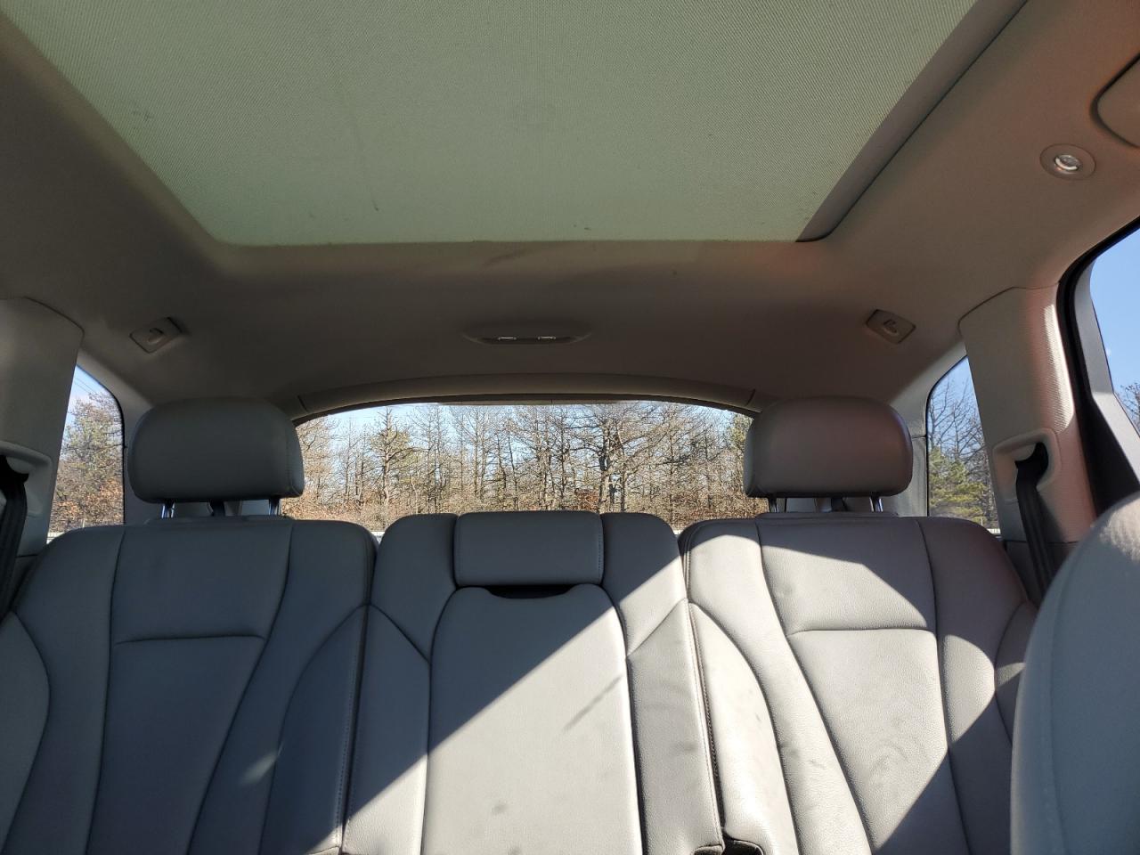 2019 Audi Q7 VIN WA1AHAF72KD028959 Copart auction photo, front end / minor dent/scratches damage thumbnail 10
