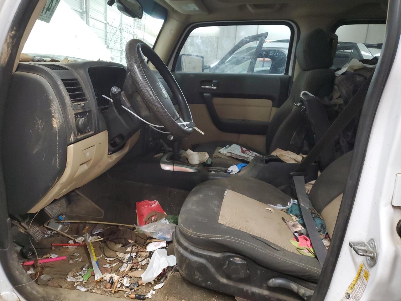2007 Hummer H3 VIN 5GTDN13EX78111742 Copart auction photo, water/flood / minor dent/scratches damage thumbnail 7