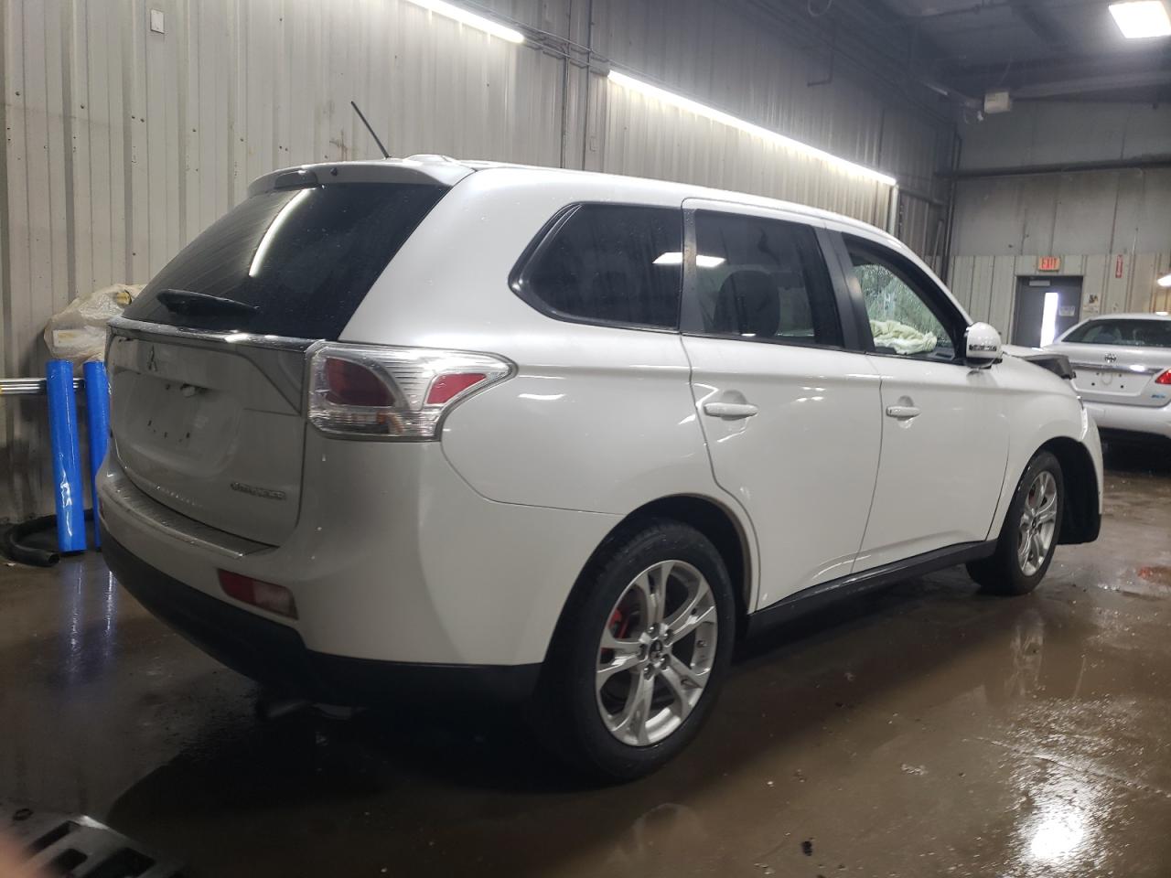 2014 Mitsubishi Outlander VIN JA4AD3A30EZ018045 Copart auction photo, front end / mechanical damage thumbnail 3
