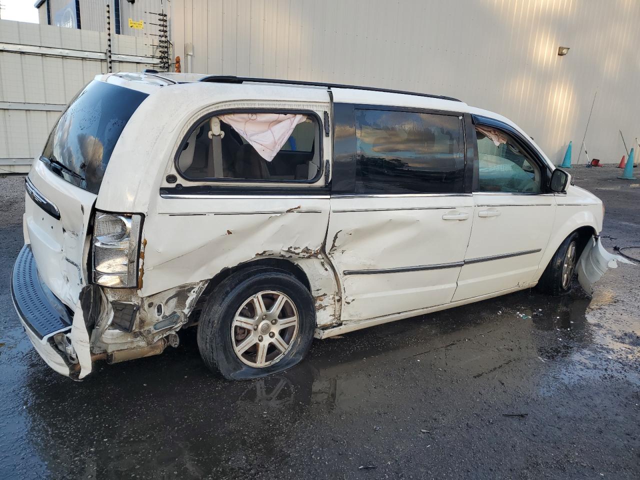 2010 Chrysler Town & Country VIN 2A4RR5D15AR466828 Copart auction photo, all over damage thumbnail 3