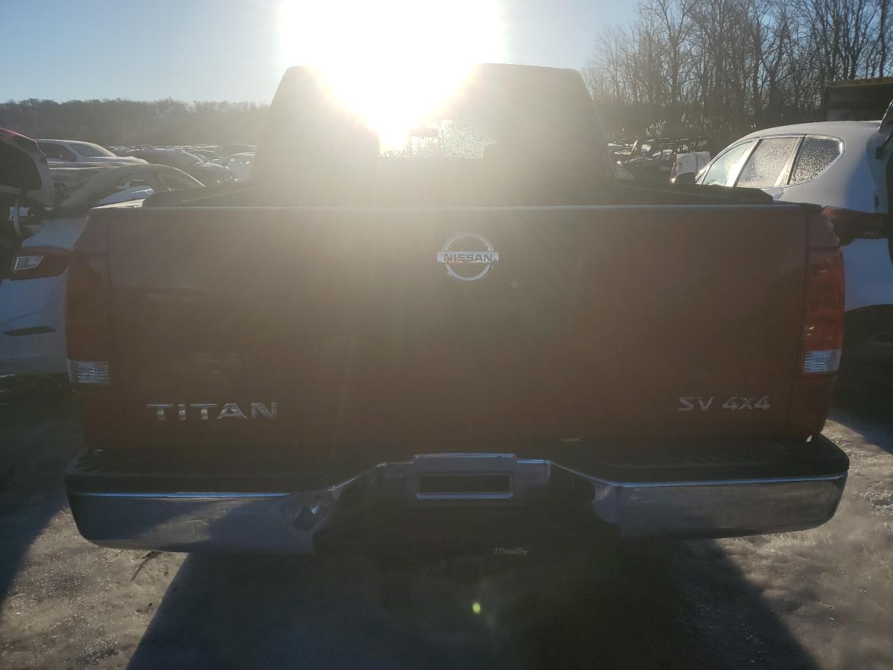 2012 Nissan Titan VIN 1N6AA0EJ6CN304344 Copart auction photo, front end damage thumbnail 6