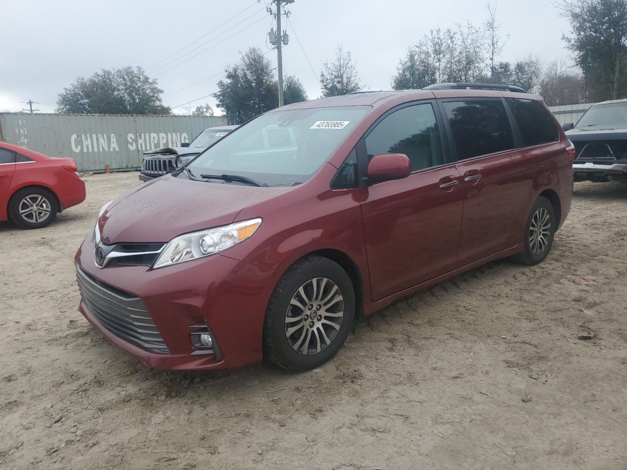 2019 Toyota Sienna VIN 5TDYZ3DC7KS995956