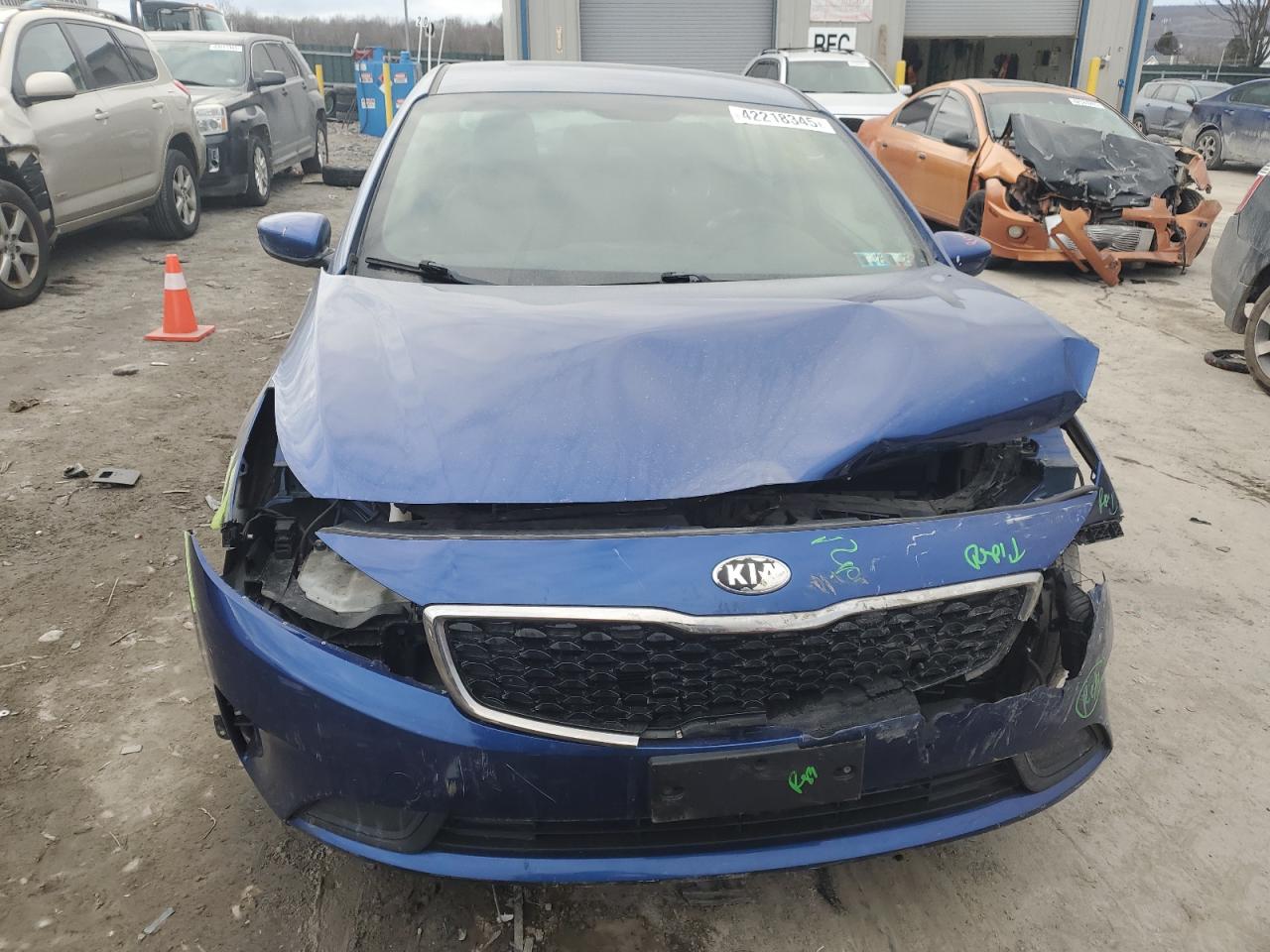 2018 KIA Forte VIN 3KPFL4A73JE250698 Copart auction photo, front end damage thumbnail 5