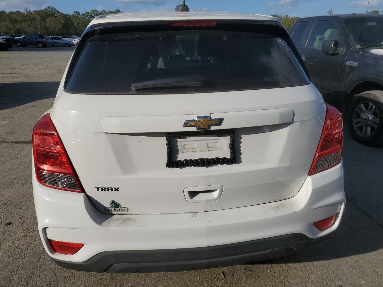 2019 Chevrolet Trax VIN 3GNCJKSB2KL385983 Copart auction photo, front end damage thumbnail 6