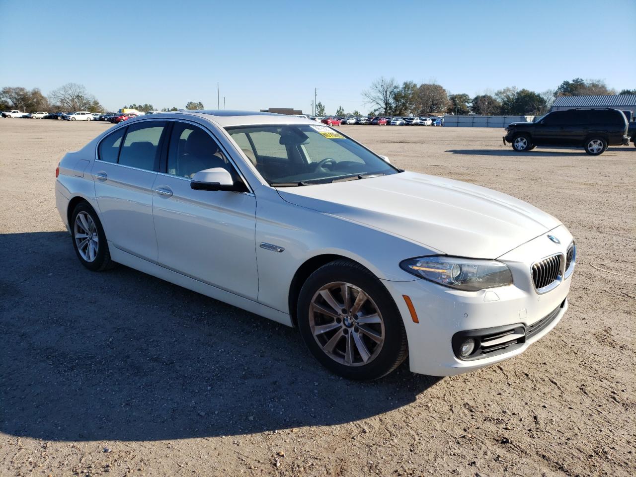 2015 BMW 5er VIN WBA5A5C53FD520523 Copart auction photo, normal wear damage thumbnail 4