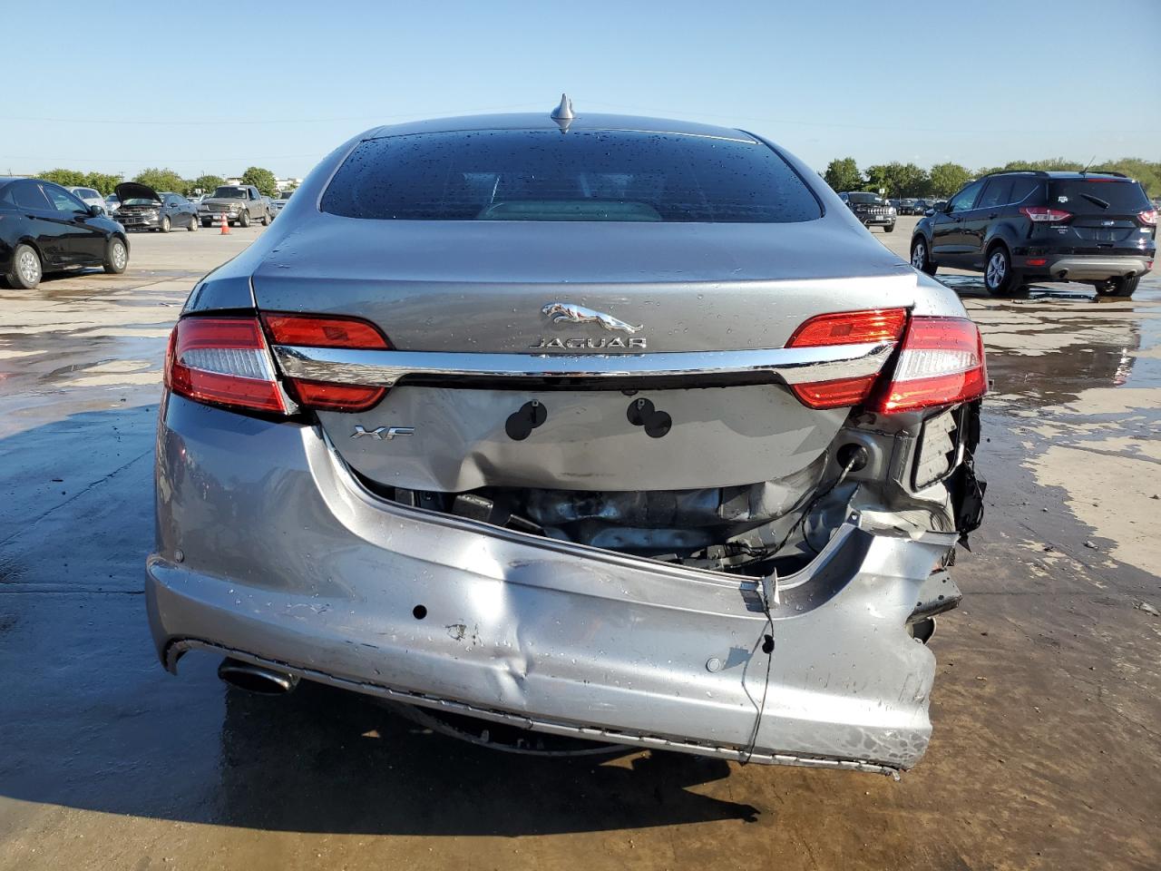 2015 Jaguar XF VIN SAJWA0FS9FPU59612 Copart auction photo, rear end damage thumbnail 6