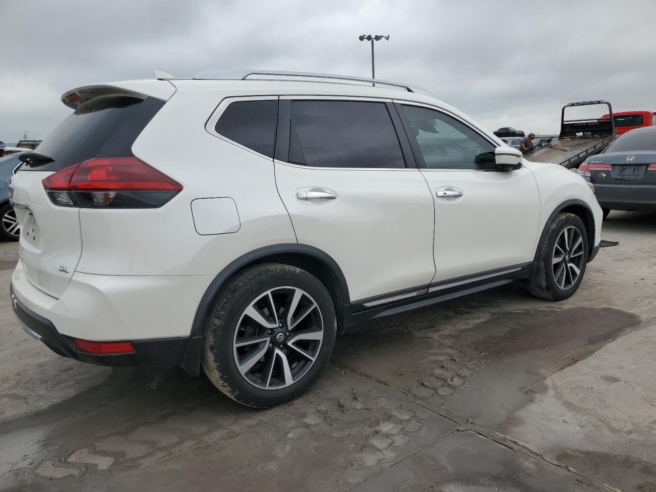 2018 Nissan Rogue VIN JN8AT2MT2JW459786 Copart auction photo, front end / side damage thumbnail 3