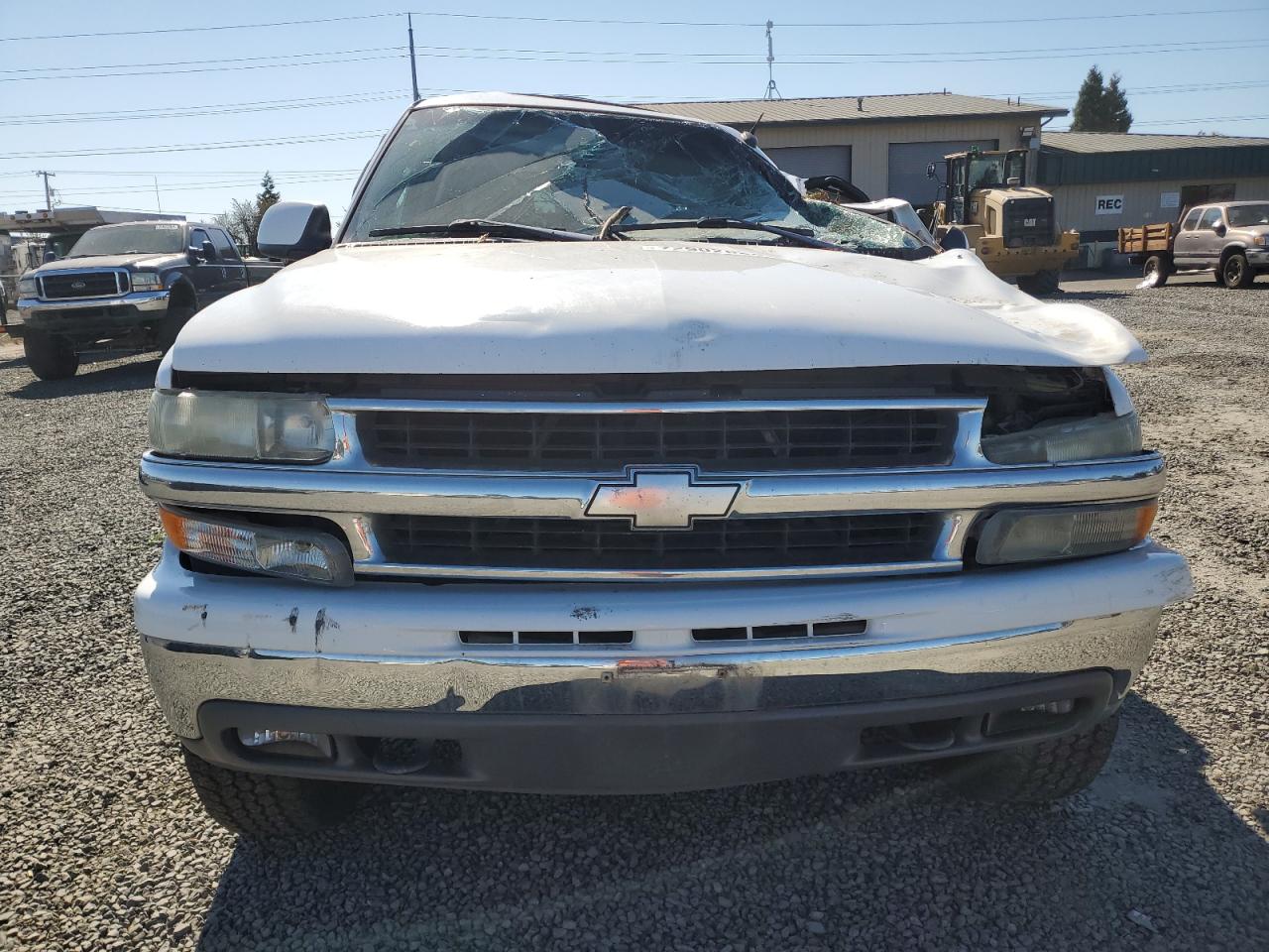 2003 Chevrolet Suburban VIN 1GNFK16Z03J169070 Copart auction photo, top/roof damage thumbnail 5