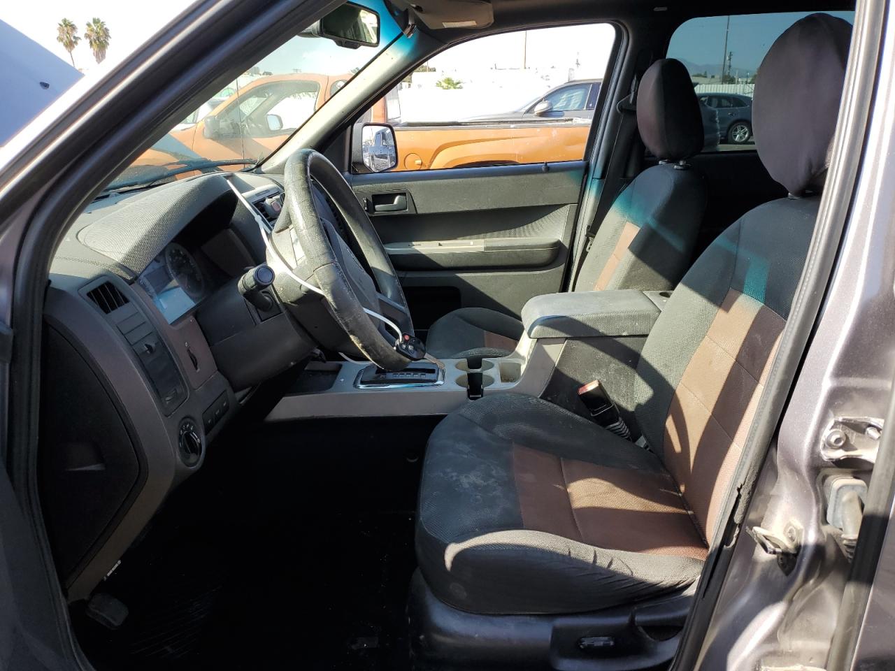 2008 Ford Escape VIN 1FMCU03168KA67428 Copart auction photo, side / minor dent/scratches damage thumbnail 7