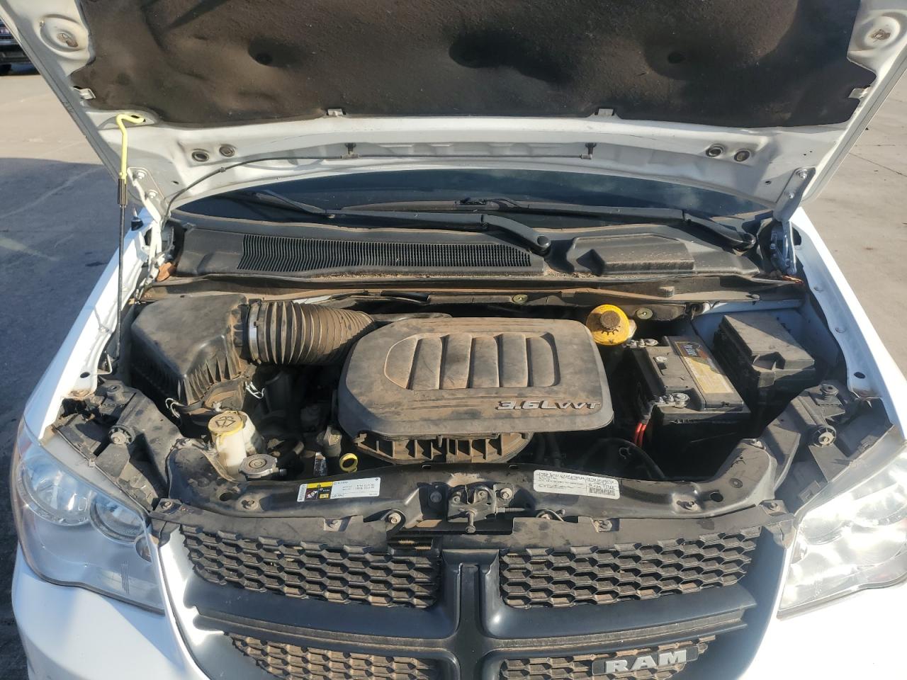 2015 RAM Cargo Van Tradesman VIN 2C4JRGAG1FR587337 Copart auction photo, all over damage thumbnail 12