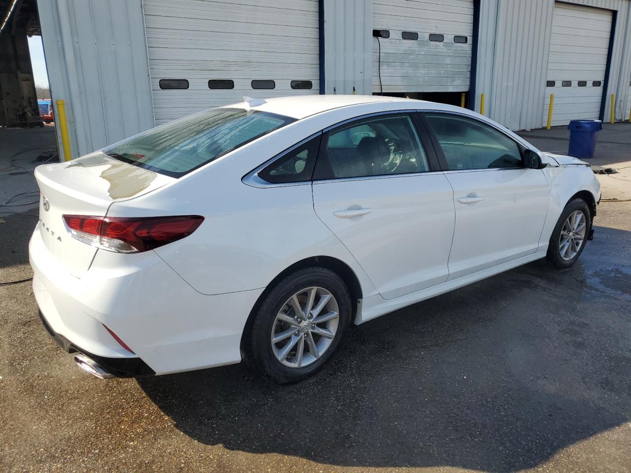 2019 Hyundai Sonata VIN 5NPE24AF0KH770540 Copart auction photo, side / front end damage thumbnail 3