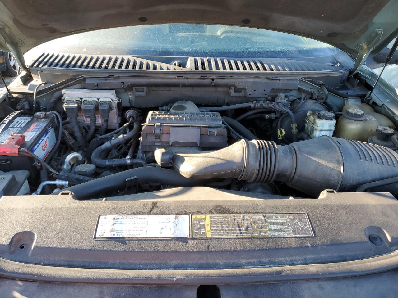 2006 Lincoln Navigator VIN 5LMFU28586LJ09722 Copart auction photo, front end damage thumbnail 12