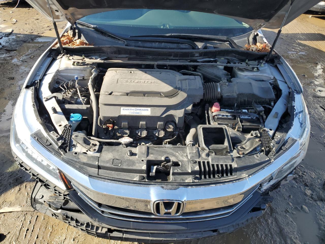 2017 Honda Accord VIN 1HGCR3F95HA013649 Copart auction photo, front end damage thumbnail 11