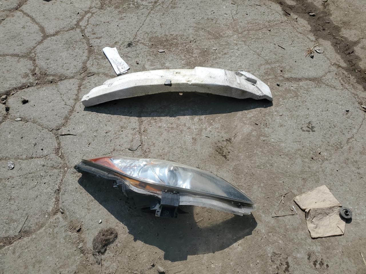 2011 Mazda 3 VIN JM1BL1VF7B1431435 Copart auction photo, front end damage thumbnail 12