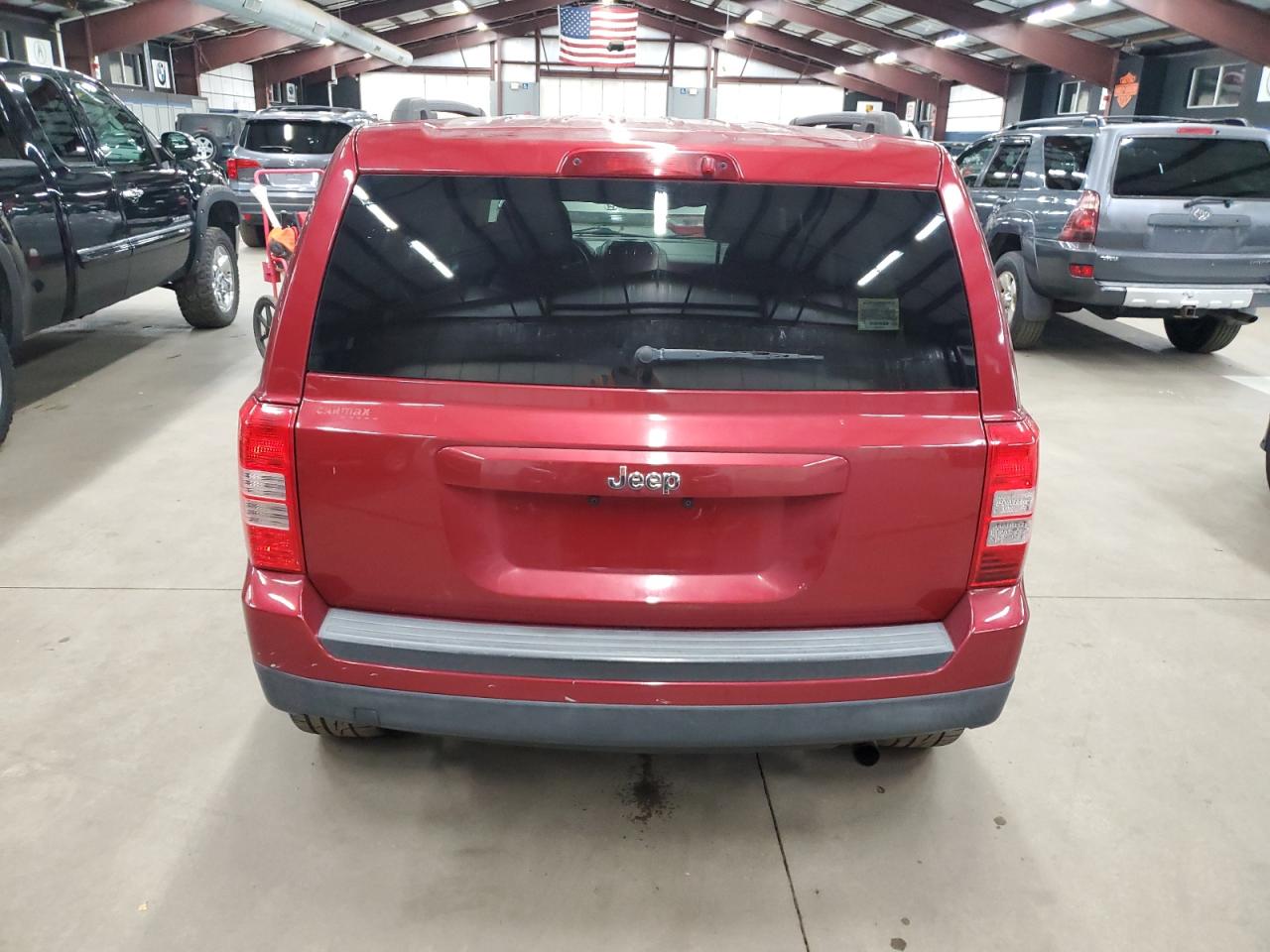 2015 Jeep Liberty (Patriot) VIN 1C4NJPBA6FD325402 Copart auction photo, minor dent/scratches damage thumbnail 6