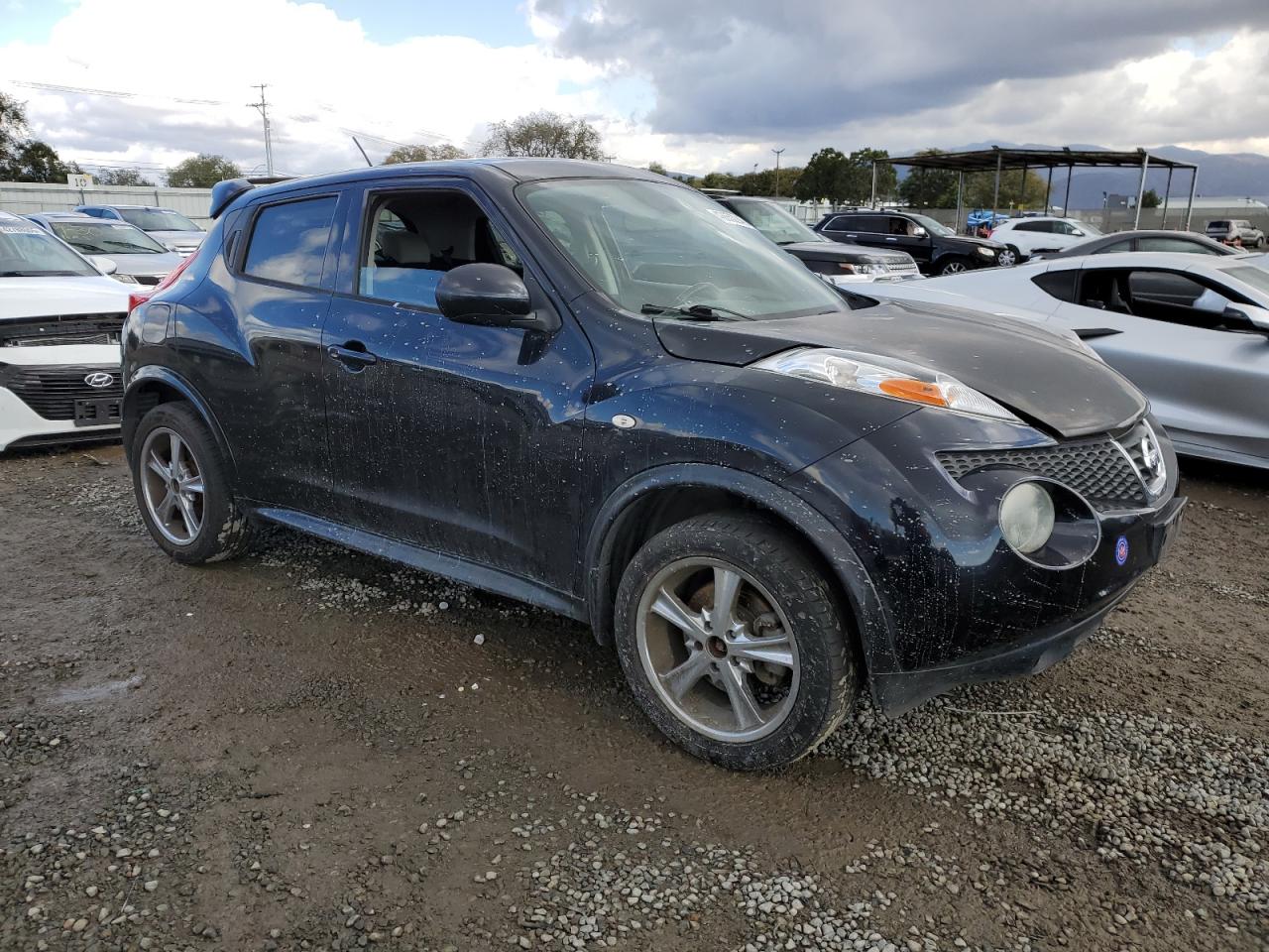 2014 Nissan Juke VIN JN8AF5MR1ET359702 Copart auction photo, minor dent/scratches damage thumbnail 4