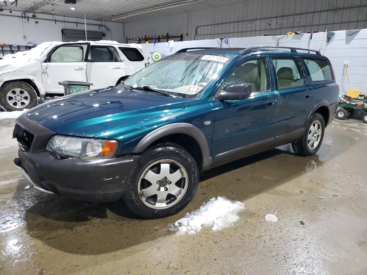 2002 Volvo V70 VIN YV1SZ58D421055397