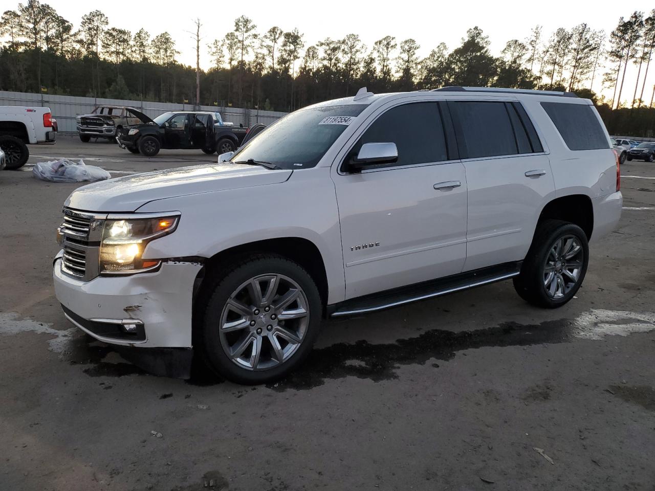 2018 Chevrolet Tahoe VIN 1GNSKCKCXJR262625