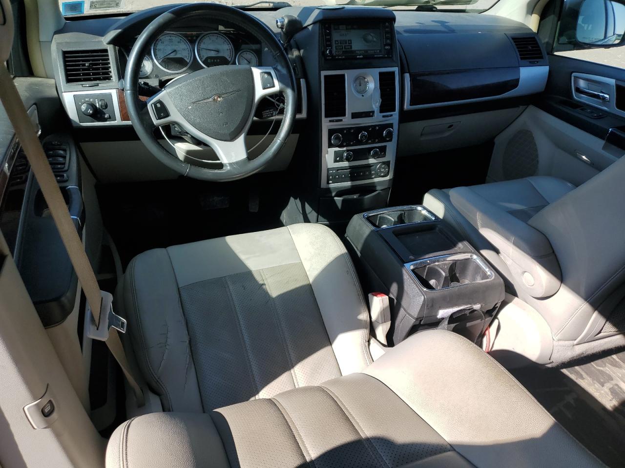 2010 Chrysler Town & Country VIN 2A4RR8DX2AR421562 Copart auction photo, front end / side damage thumbnail 8