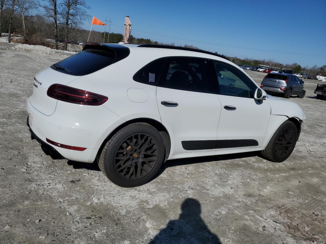 2017 Porsche Macan VIN WP1AG2A52HLB51551 Copart auction photo, front end damage thumbnail 3