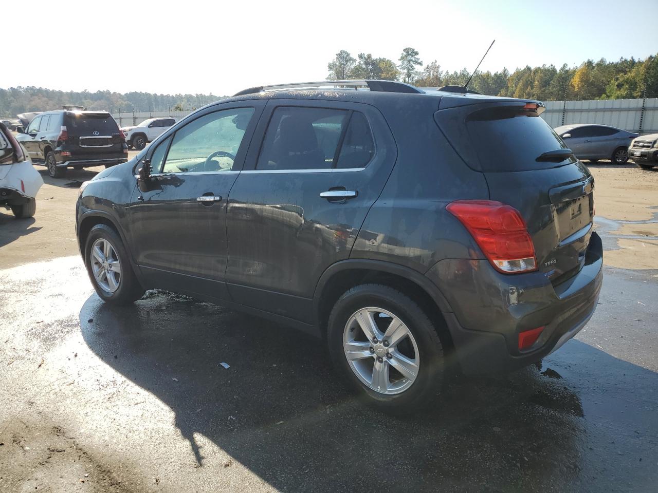2018 Chevrolet Trax VIN 3GNCJLSB4JL244501 Copart auction photo, front end damage thumbnail 2