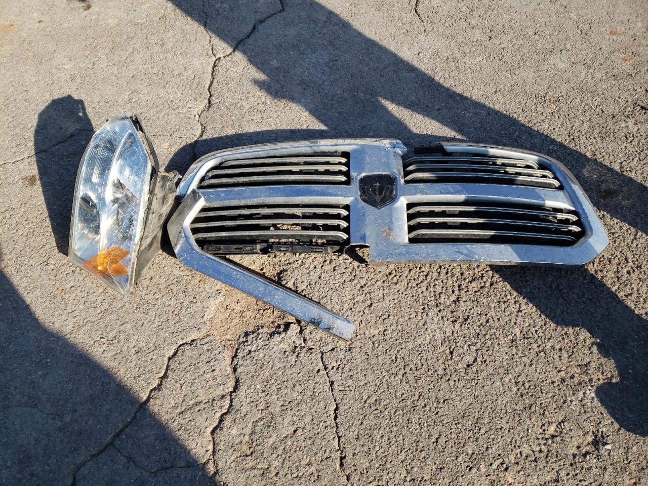 2019 RAM 1500 VIN 1C6RR7LT2KS551525 Copart auction photo, front end damage thumbnail 14