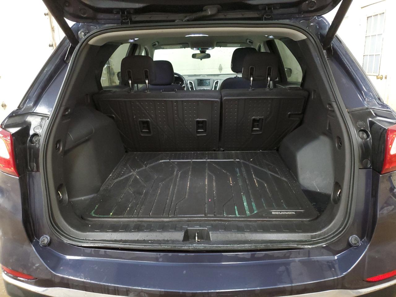 2019 Chevrolet Equinox VIN 3GNAXKEVXKS511699 Copart auction photo, side / rear end damage thumbnail 6