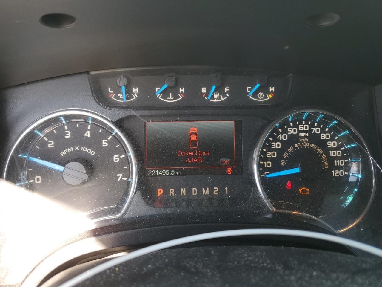 2014 Ford F-150 VIN 1FTFW1ET8EFB32686 Copart auction photo, side / minor dent/scratches damage thumbnail 9