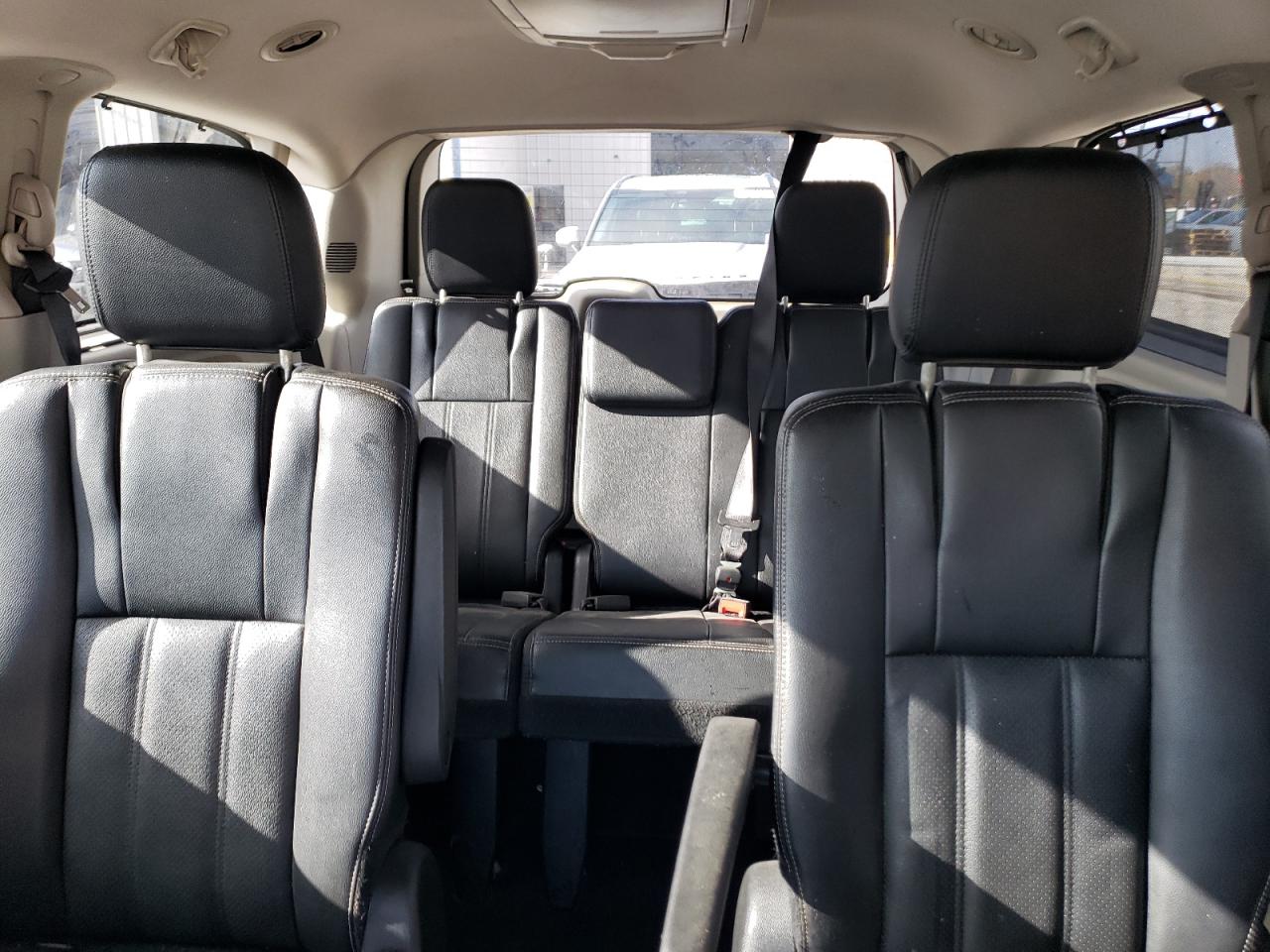 2015 Chrysler Town & Country VIN 2C4RC1CGXFR673521 Copart auction photo, front end damage thumbnail 10