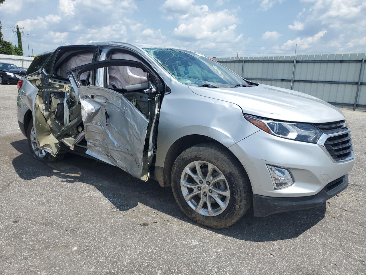 2021 Chevrolet Equinox VIN 2GNAXJEV7M6134633 Copart auction photo, side / front end damage thumbnail 4