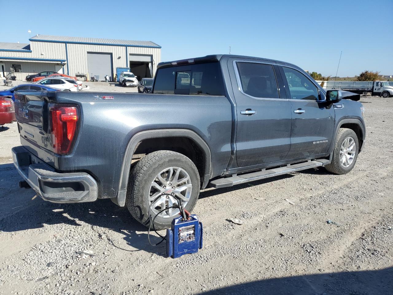 2021 GMC Sierra VIN 1GTU9DETXMZ399972 Copart auction photo, front end damage thumbnail 3