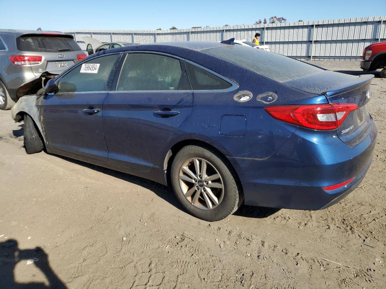 2016 Hyundai Sonata VIN 5NPE24AF7GH396001 Copart auction photo, burn / minor dent/scratches damage thumbnail 2