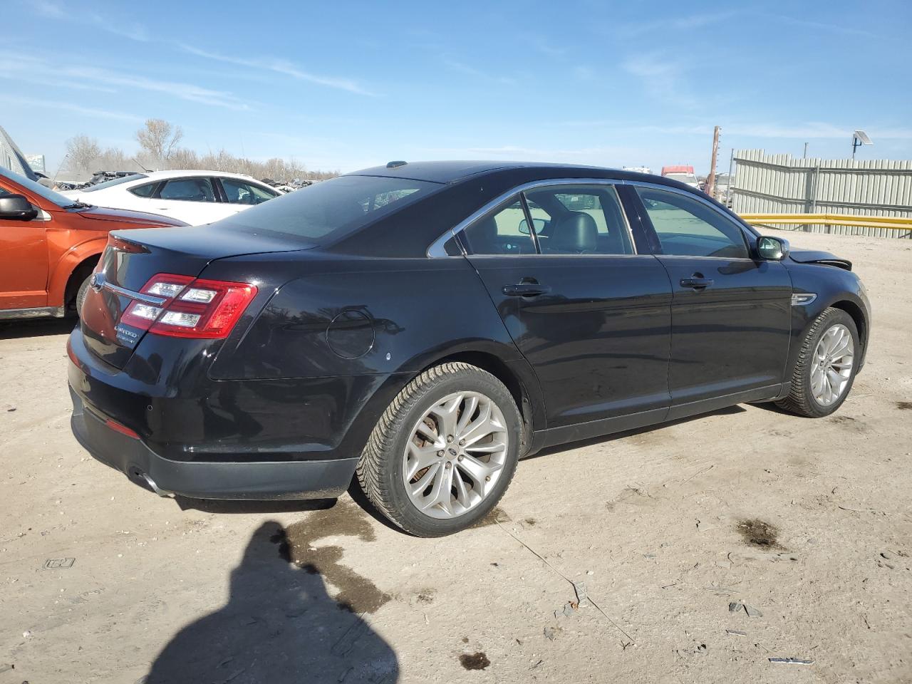 2017 Ford Taurus VIN 1FAHP2F80HG115004 Copart auction photo, front end damage thumbnail 3