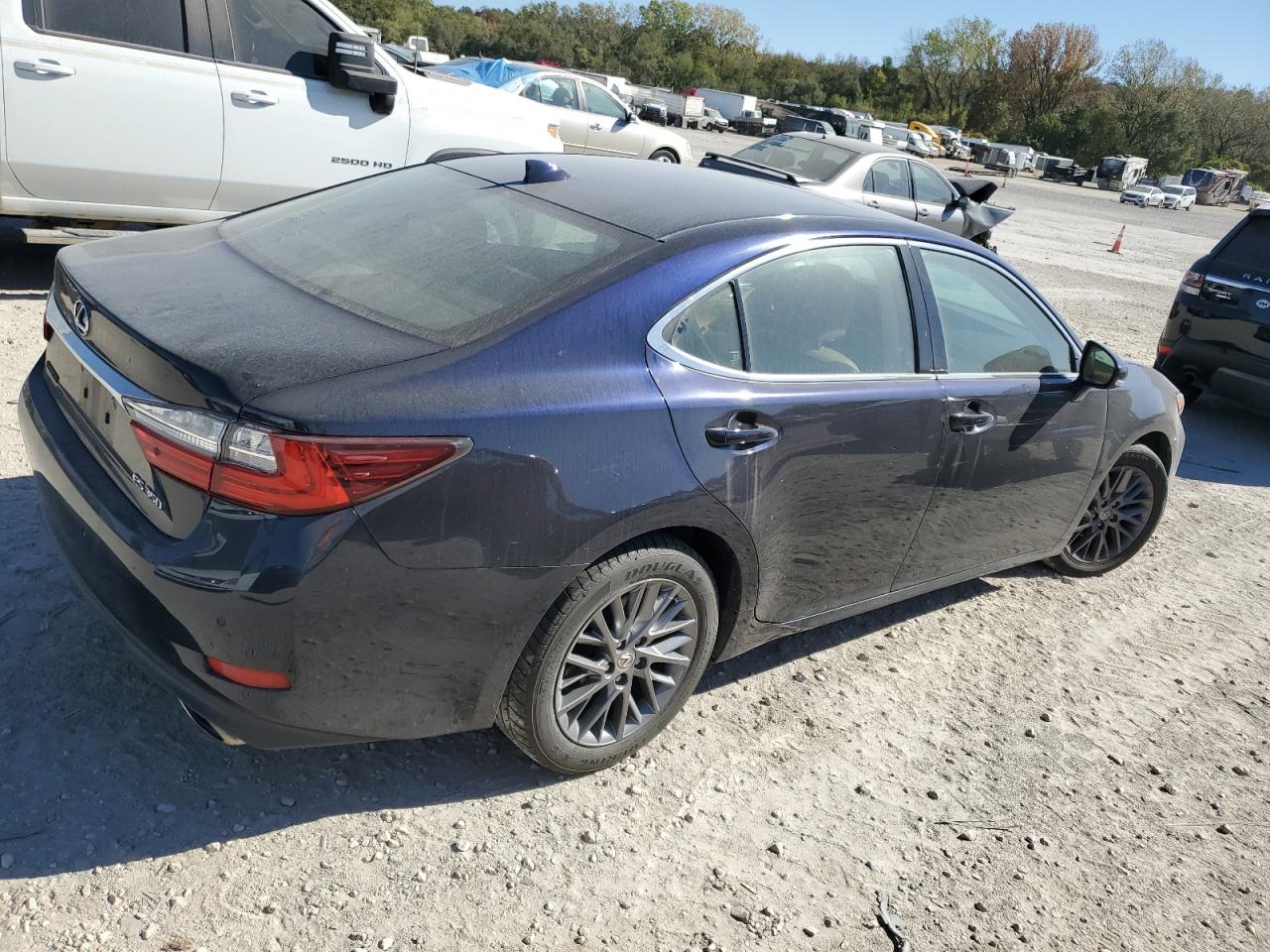 2018 Lexus ES VIN 58ABK1GG2JU101096 Copart auction photo, side damage thumbnail 3