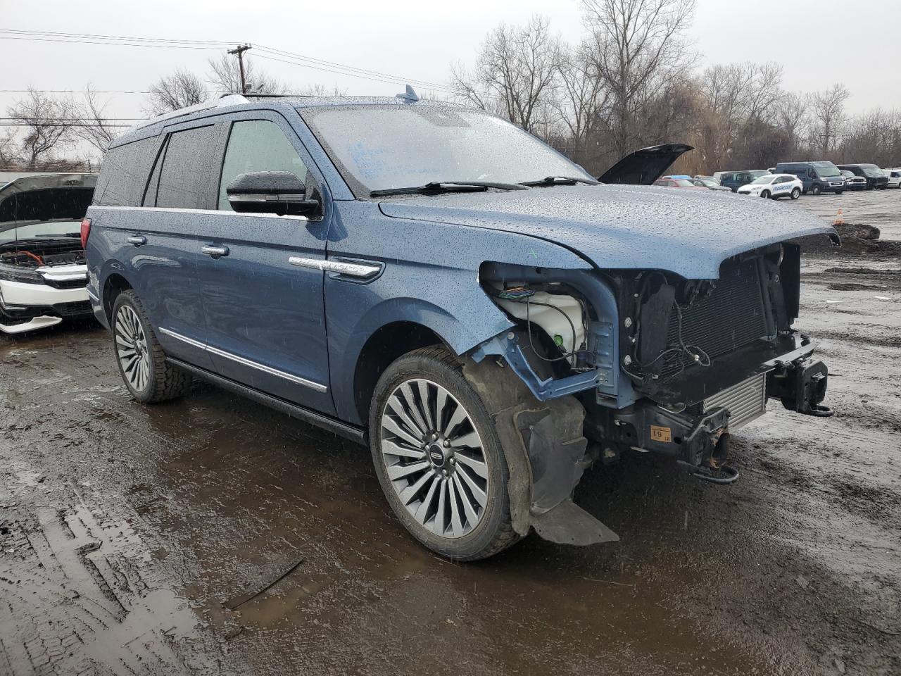 2019 Lincoln Navigator VIN 5LMJJ2LT1KEL17920 Copart auction photo, front end damage thumbnail 4