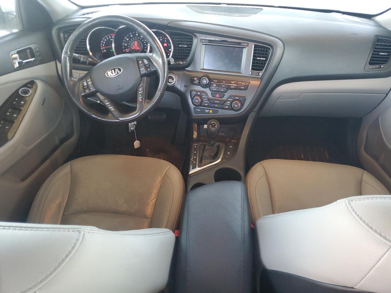 2013 KIA Optima VIN 5XXGN4A70DG132456 Copart auction photo, front end / minor dent/scratches damage thumbnail 8
