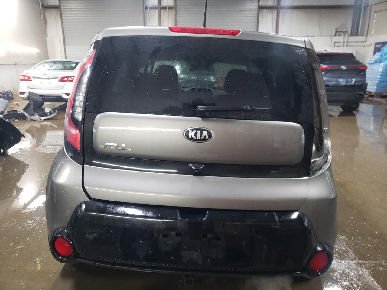 2016 KIA Soul VIN KNDJP3A51G7386800 Copart auction photo, front end / side damage thumbnail 6