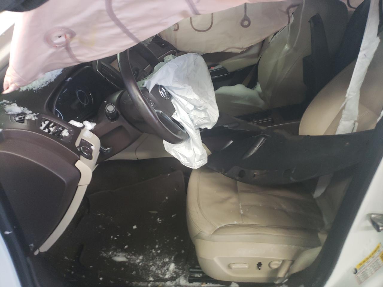 2016 Buick Regal VIN 2G4GK5EX4G9105261 Copart auction photo, front end / side damage thumbnail 7