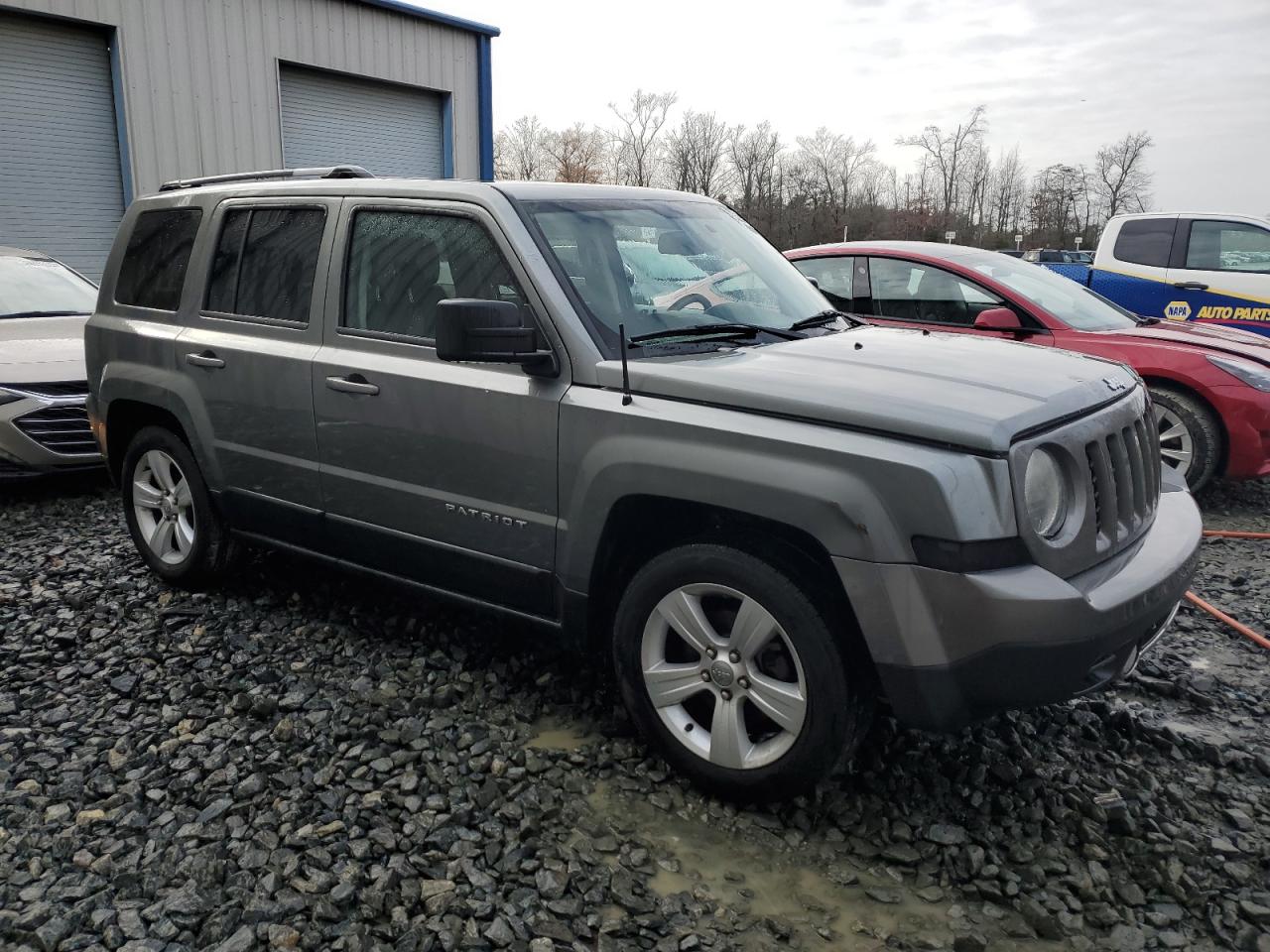 2013 Jeep Liberty (Patriot) VIN 1C4NJRCB2DD151568 Copart auction photo, minor dent/scratches / mechanical damage thumbnail 4