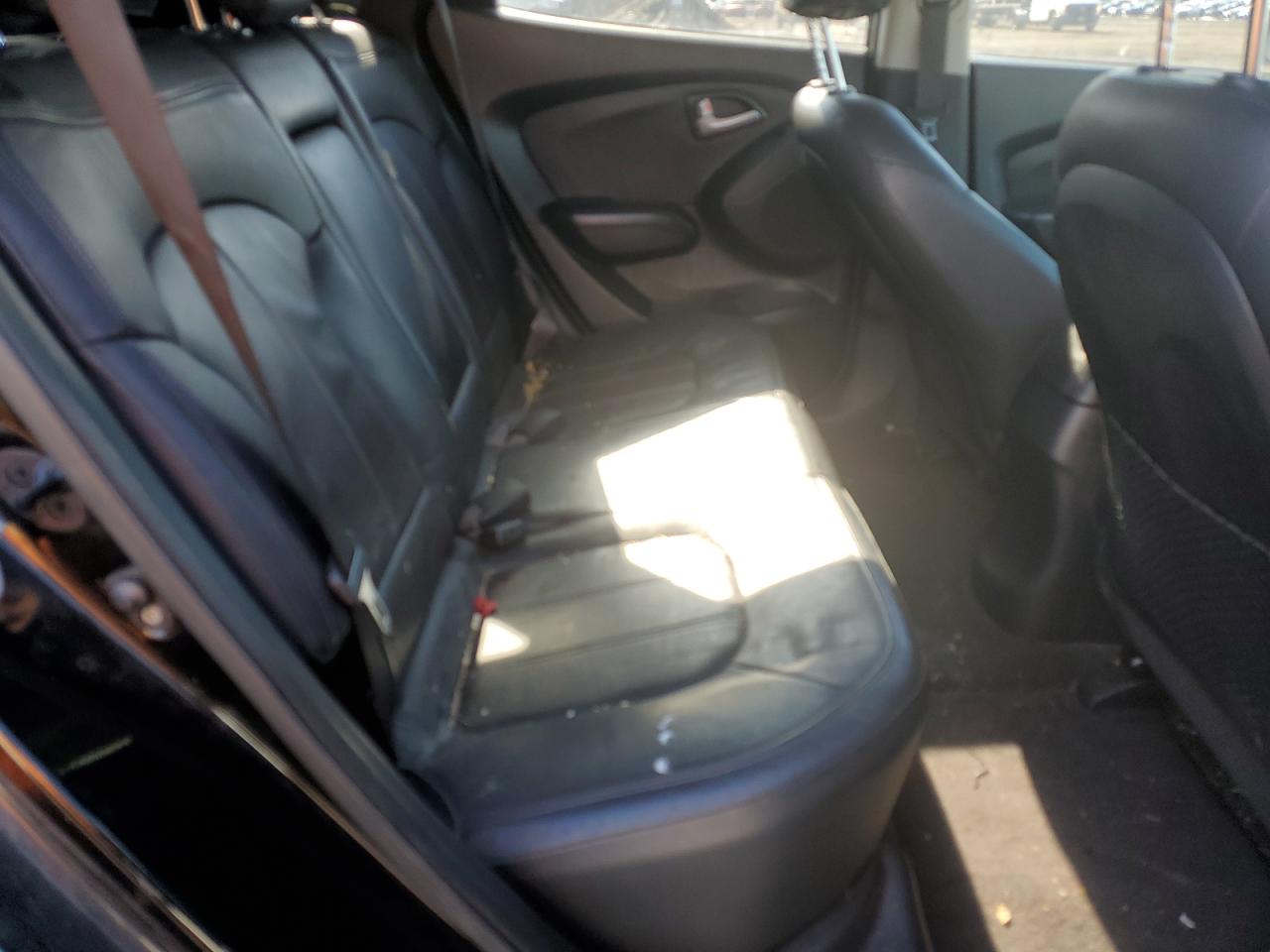 2010 Hyundai Tucson VIN KM8JU3AC9AU082710 Copart auction photo, front end damage thumbnail 11