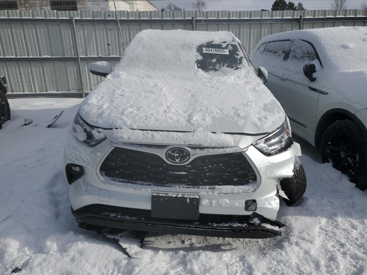 2022 Toyota Highlander VIN 5TDGZRBHXNS582642 Copart auction photo, front end / side damage thumbnail 5