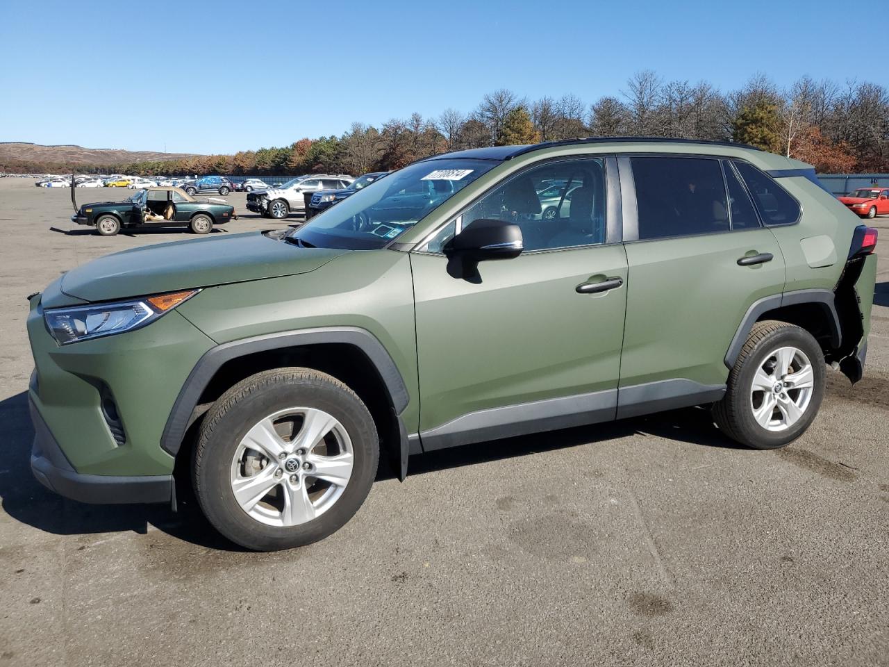 2021 Toyota RAV 4 VIN 2T3P1RFV1MC254581