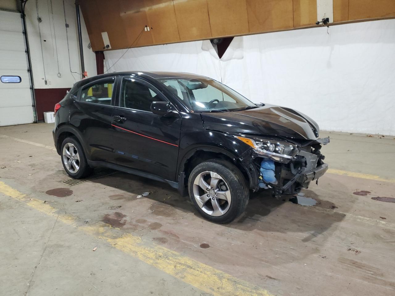 2021 Honda HR-V VIN 3CZRU6H35MM716144 Copart auction photo, front end / minor dent/scratches damage thumbnail 4