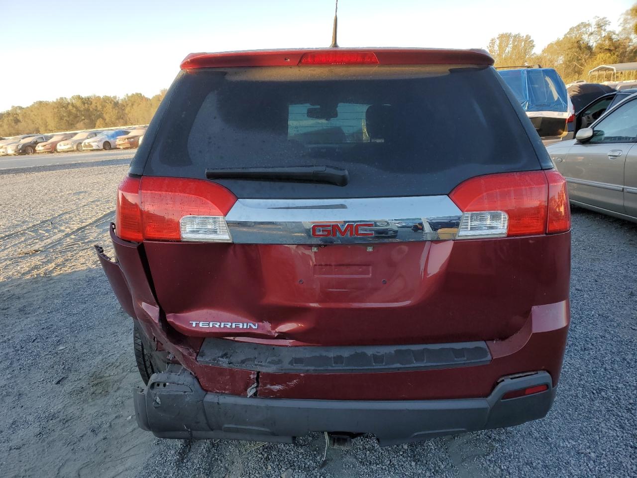 2011 GMC Terrain VIN 2CTALMEC2B6392225 Copart auction photo, front end / rear end damage thumbnail 6
